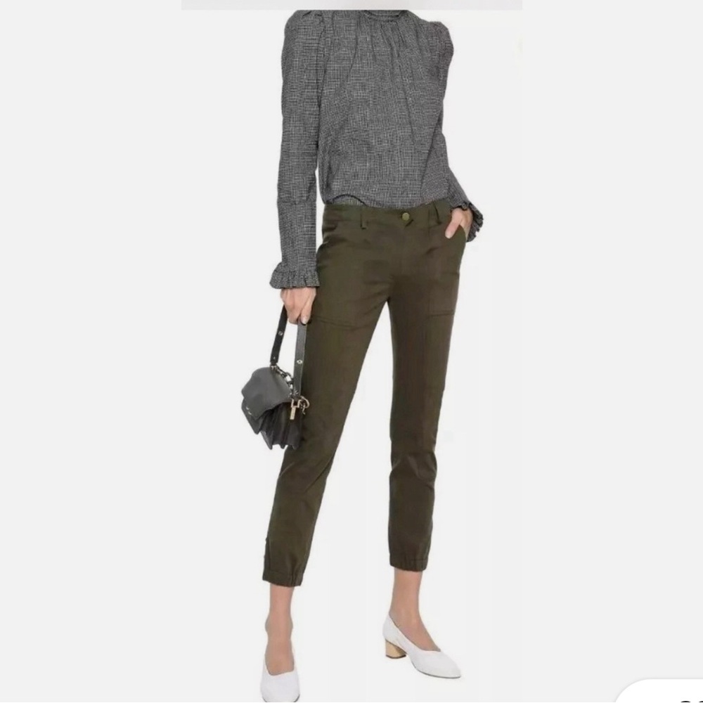 Verónica Beard Field Cargo Pants 4.